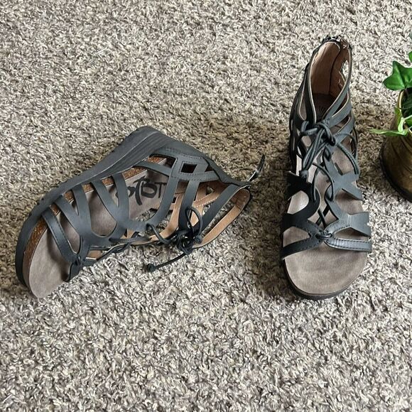 OTBT Nomadic Sandal Size US 6.5 M Black Leather Wedge Heel Lace-Up Strappy New - Picture 1 of 11